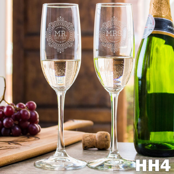 2 Champagne Flute Gift Set Mr & Mrs - Design: HH5