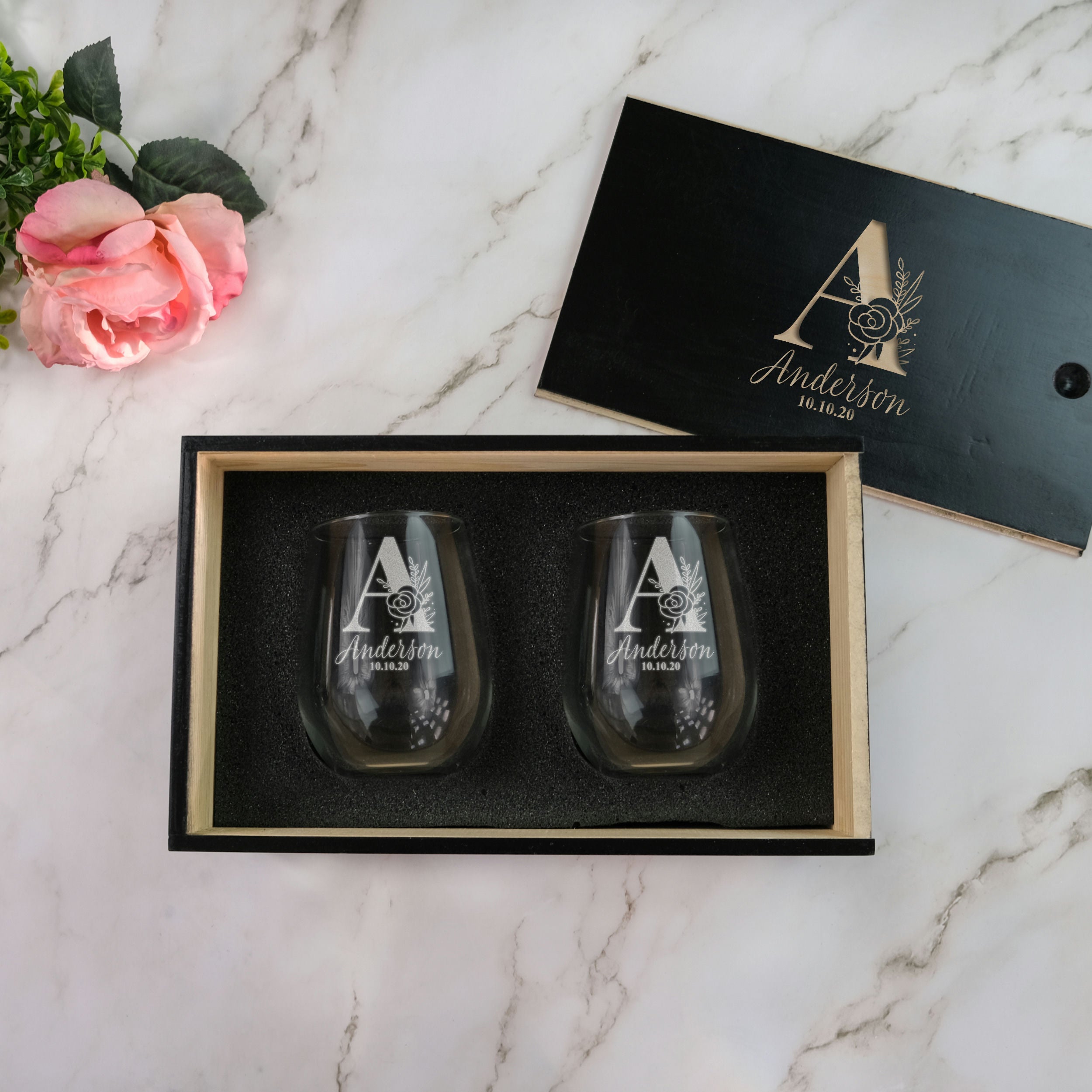 Initial Stemless Wine Glass Set with Slide Top Box, Design: K4