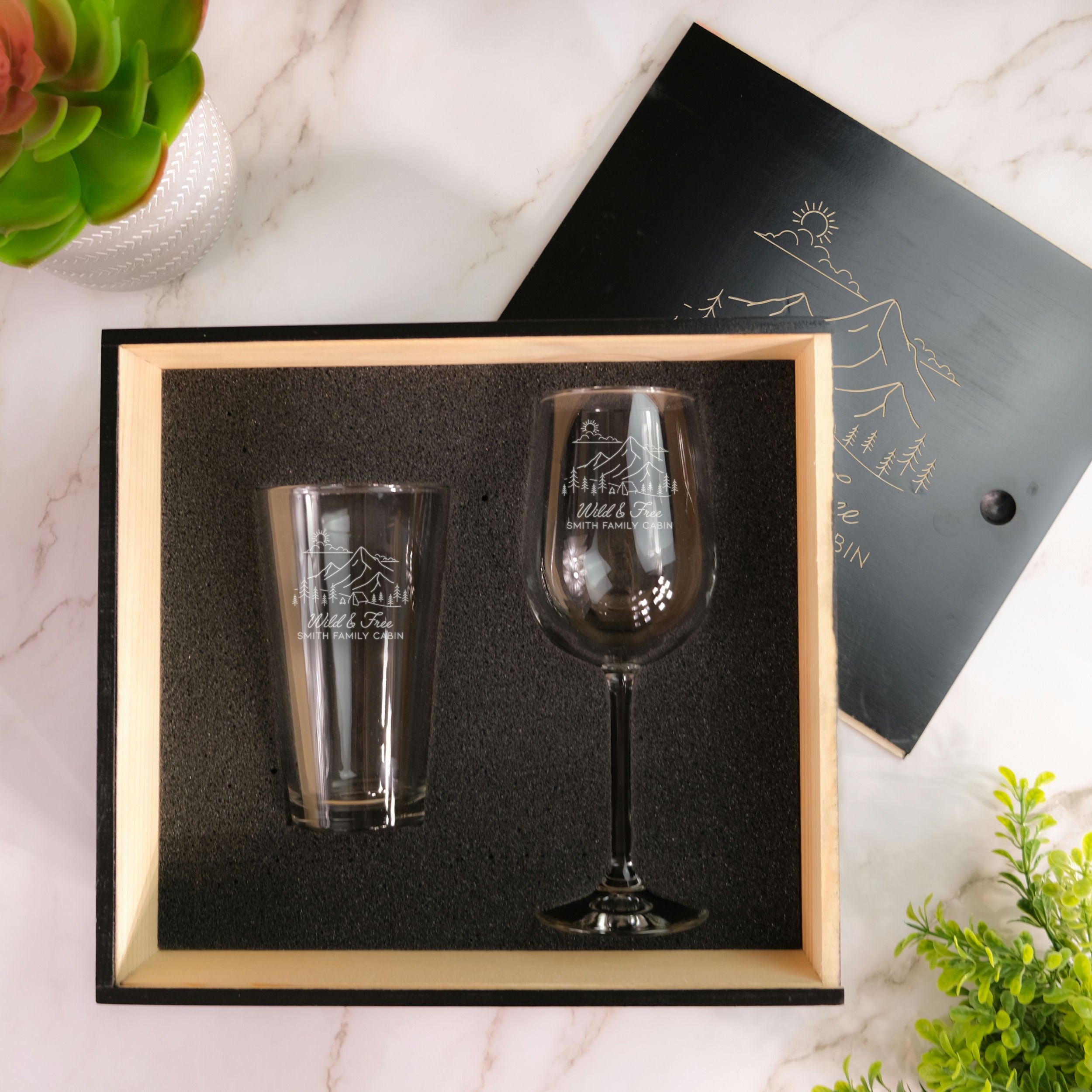 Cabin Gift Set with Pint & Stemmed Wine Glass, Design: OD1