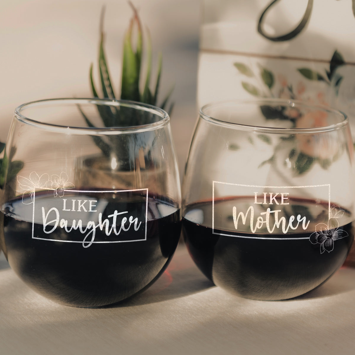 Custom Wedding Wine Glasses set of TWO Pair Engraved Vina 
