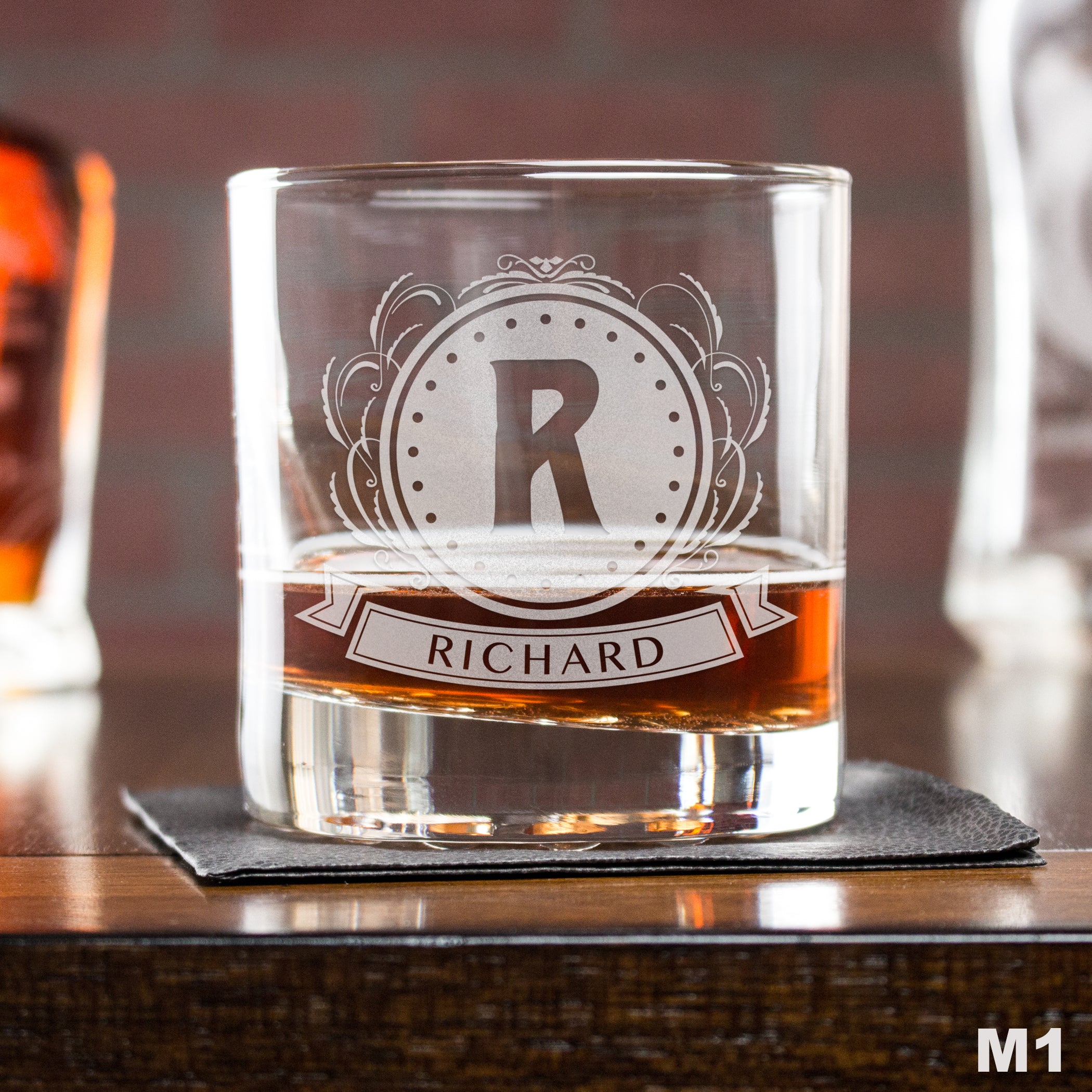 Engraved Whiskey Glasses Monogram - Design: M1