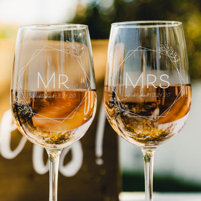 Mr. and Mrs. Personalized Champagne Estate Glasses, Set of 2 Couple gifts  by Colin Supple